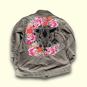 Women’s savanna Jane embroidered button up jacket size small